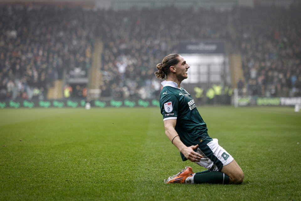 Match Gallery | Cardiff City (H)