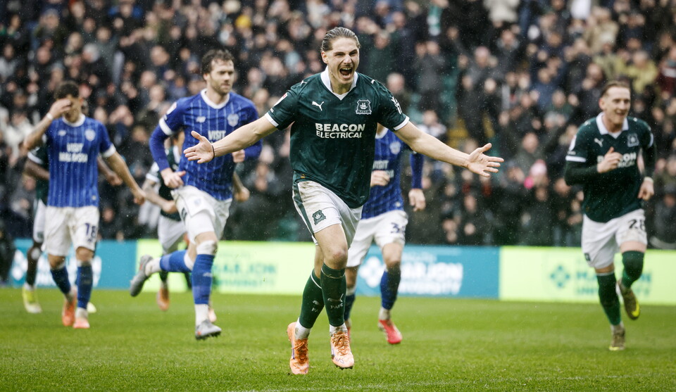 Match Gallery | Cardiff City (H)