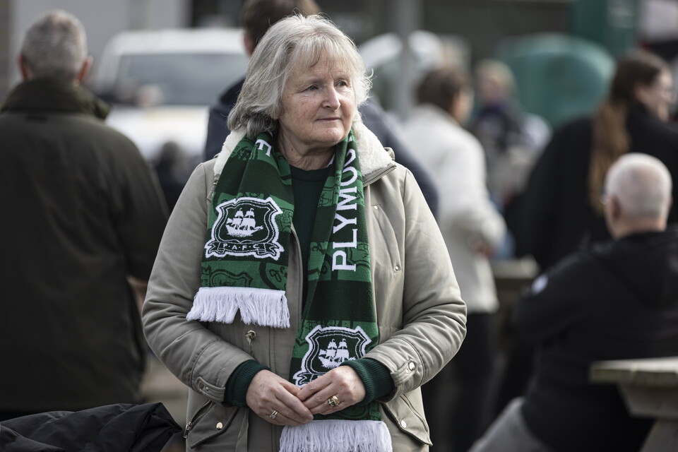 Fan Gallery | Doncaster Rovers (H)