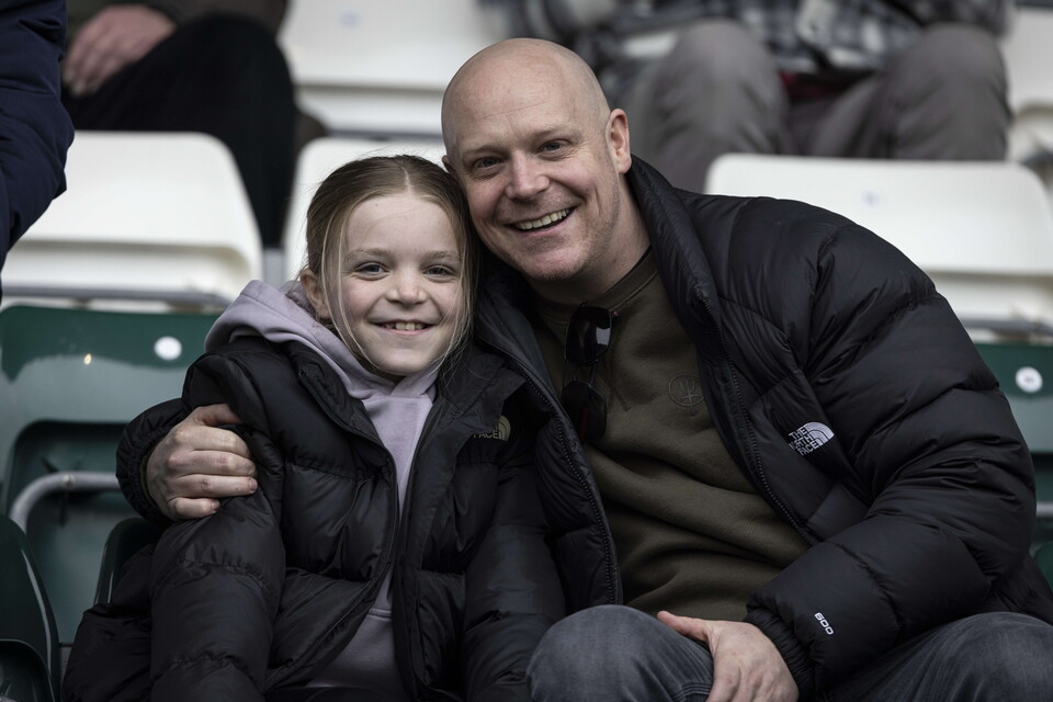 Fan Gallery | Doncaster Rovers (H)