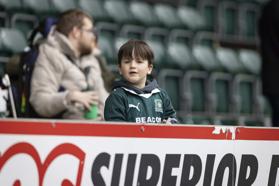 Fan Gallery | Doncaster Rovers (H)