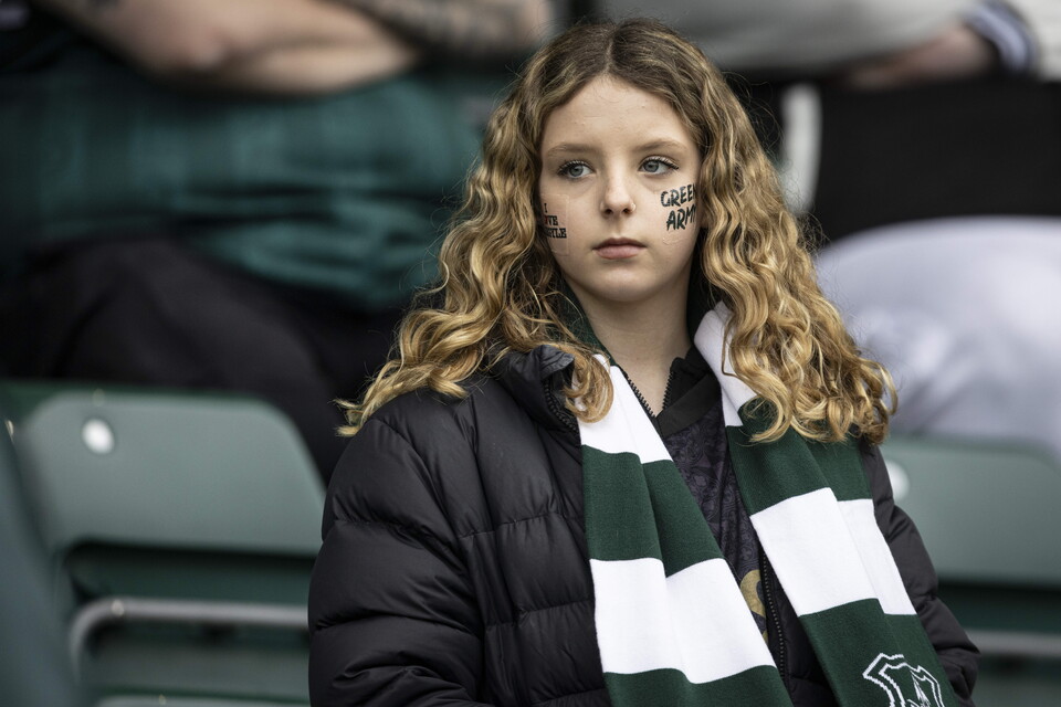 Fan Gallery | Doncaster Rovers (H)