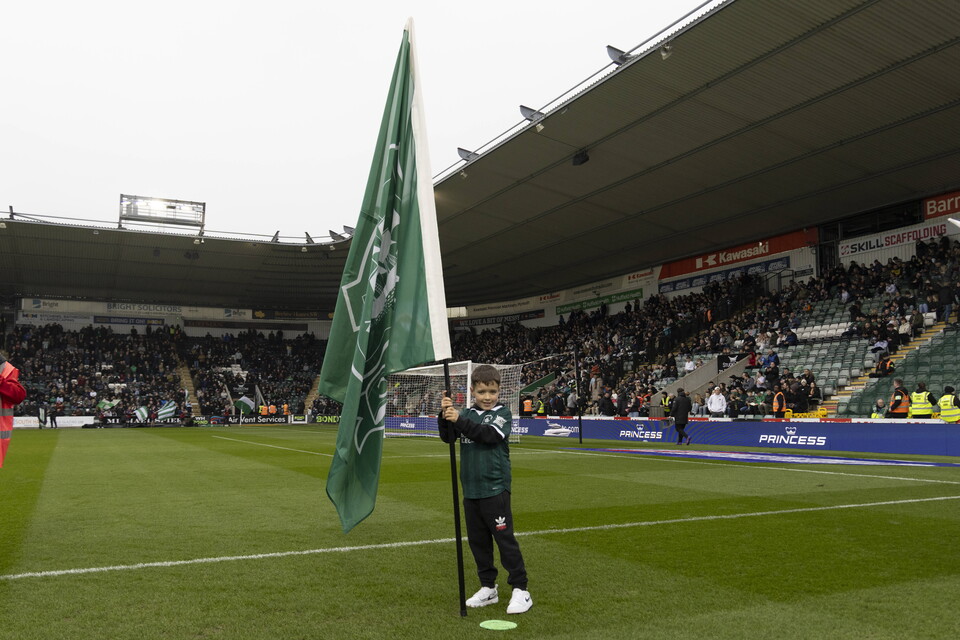 Fan Gallery | Doncaster Rovers (H)