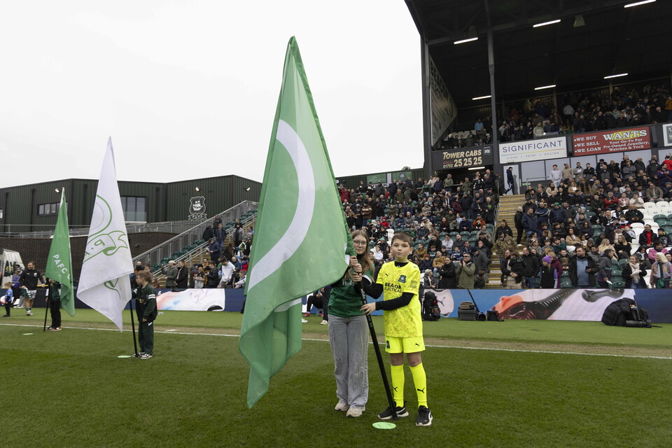 Fan Gallery | Doncaster Rovers (H)