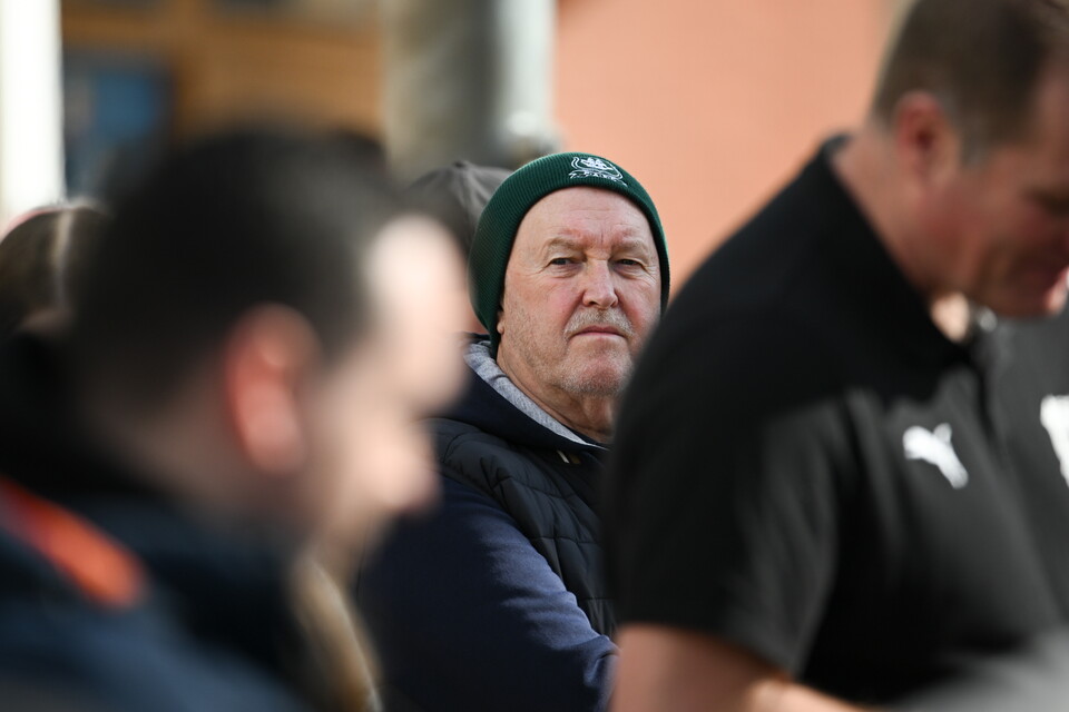 Fan Gallery | Reading (A)