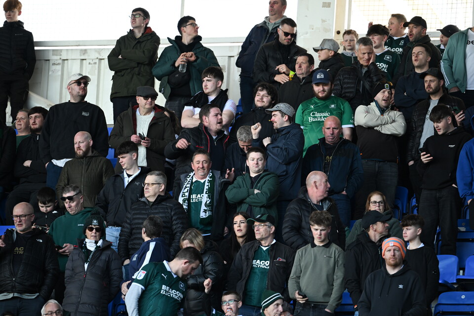 Fan Gallery | Reading (A)