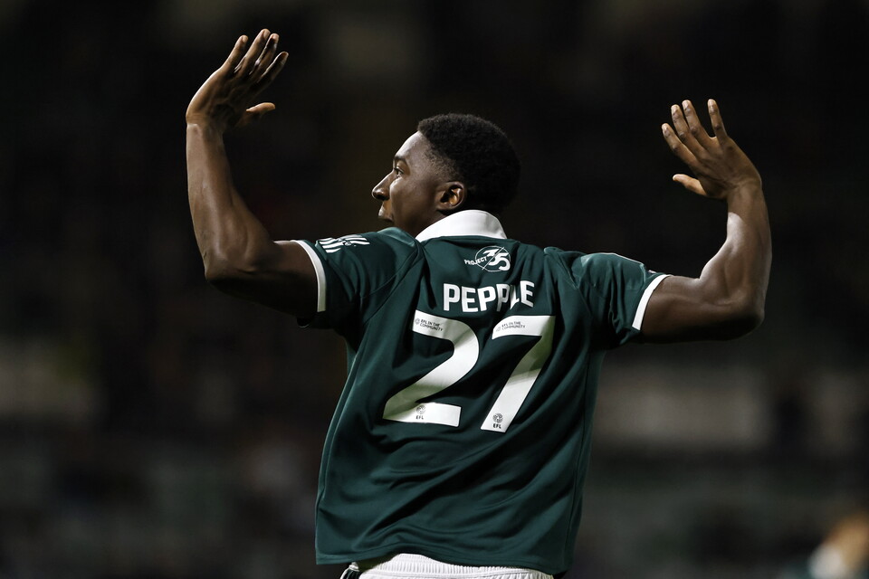 Match Gallery | Stevenage (H)