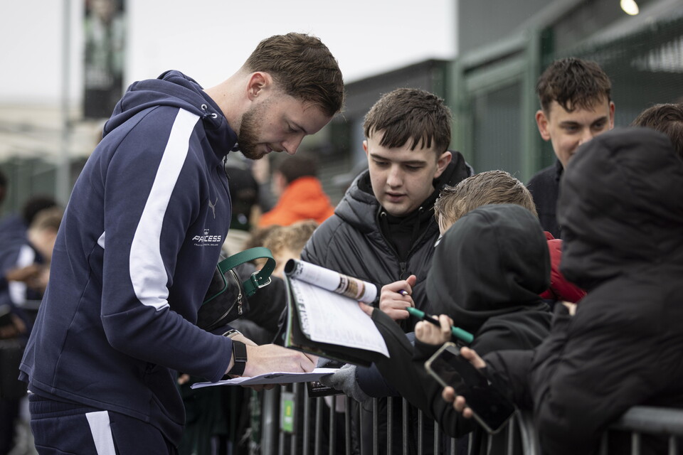 Fan Gallery | Bolton Wanderers (H)