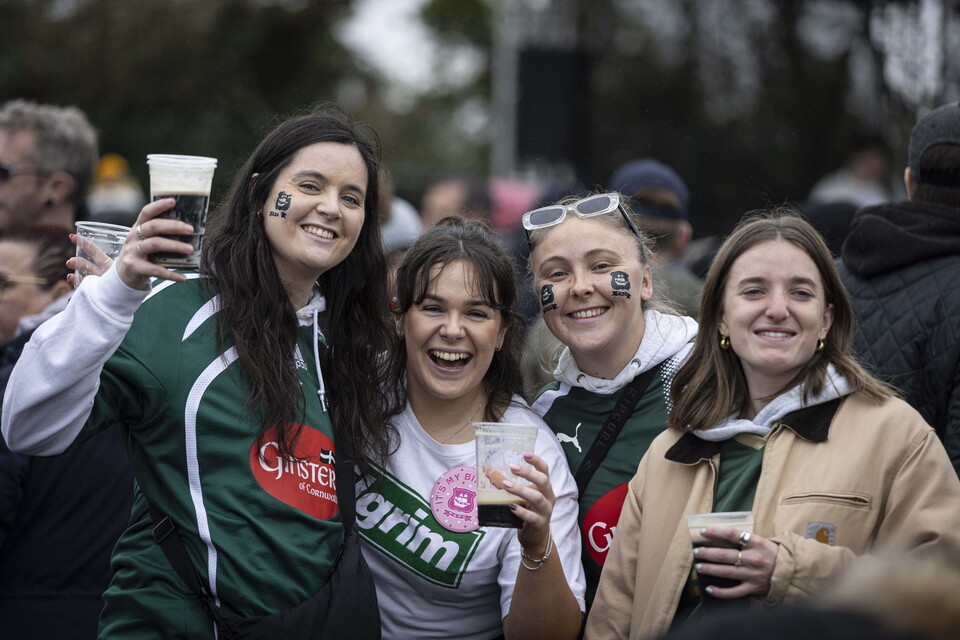 Fan Gallery | Bolton Wanderers (H)
