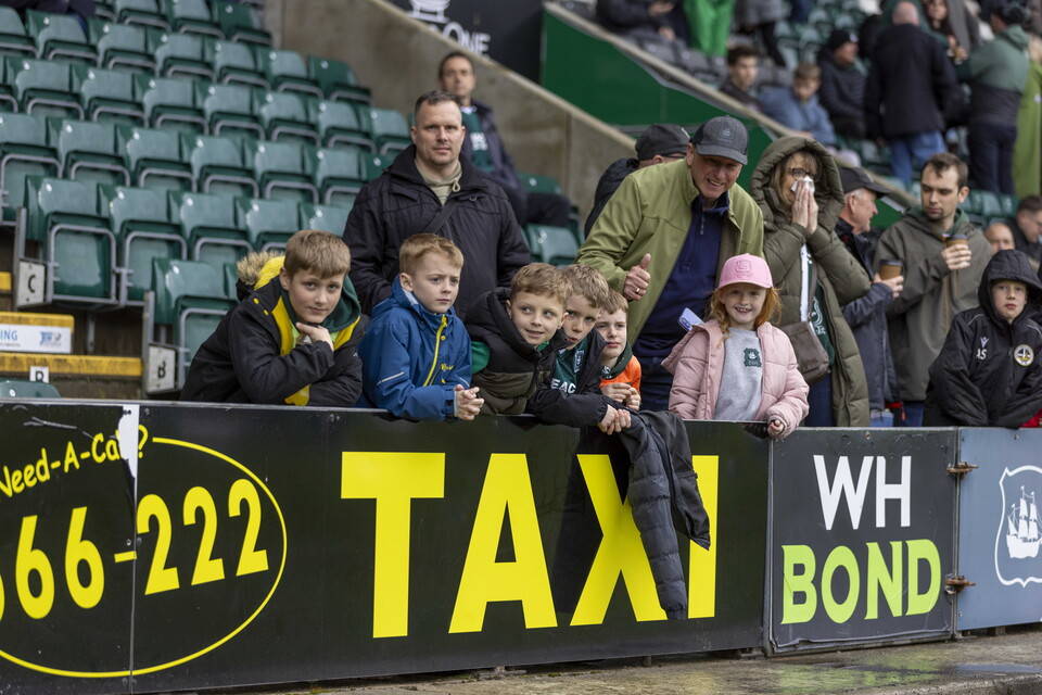 Fan Gallery | Bolton Wanderers (H)