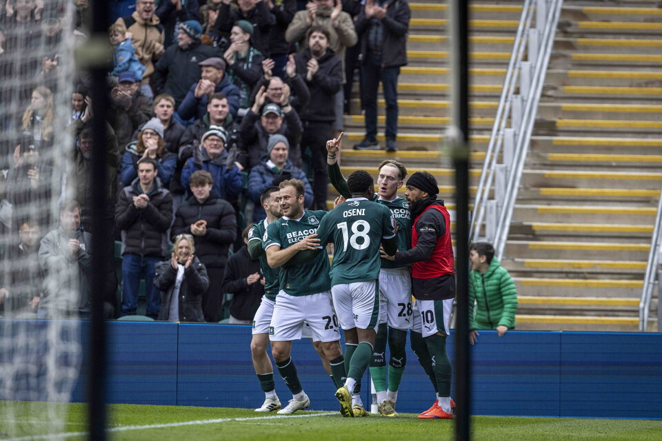 Match Gallery | Bolton Wanderers (H)