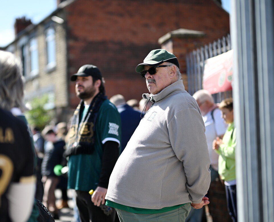 Fan Gallery | Barnsley (A)