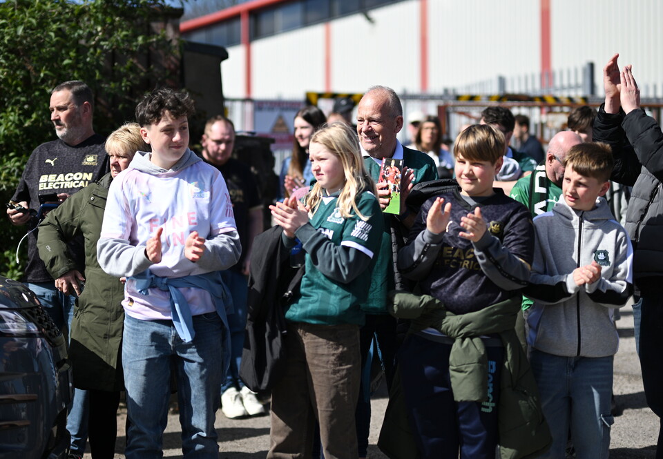 Fan Gallery | Barnsley (A)