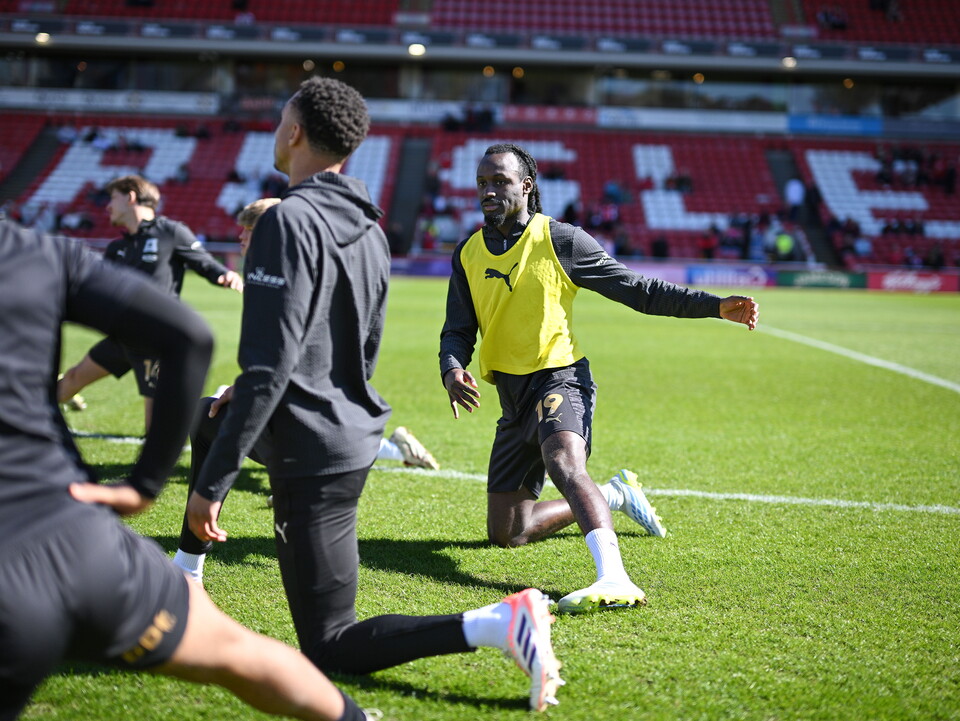 Match Gallery | Barnsley (A)