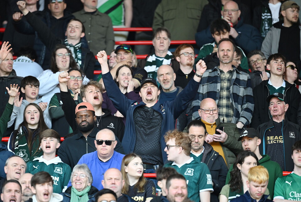 Fan Gallery | Barnsley (A)