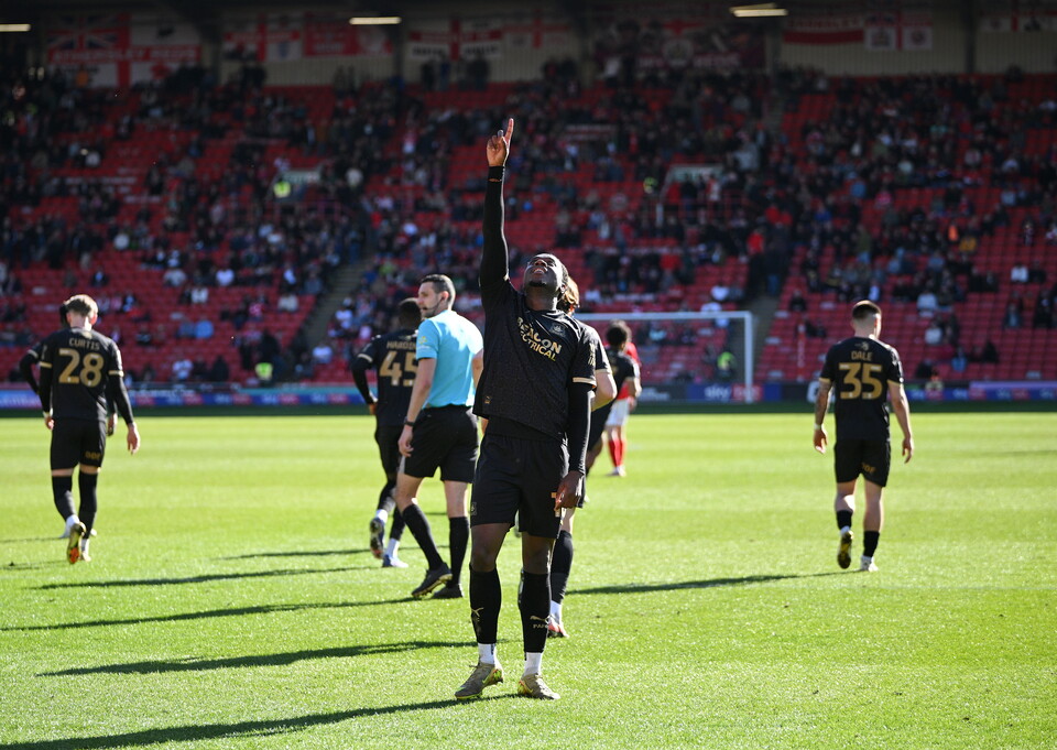 Match Gallery | Barnsley (A)