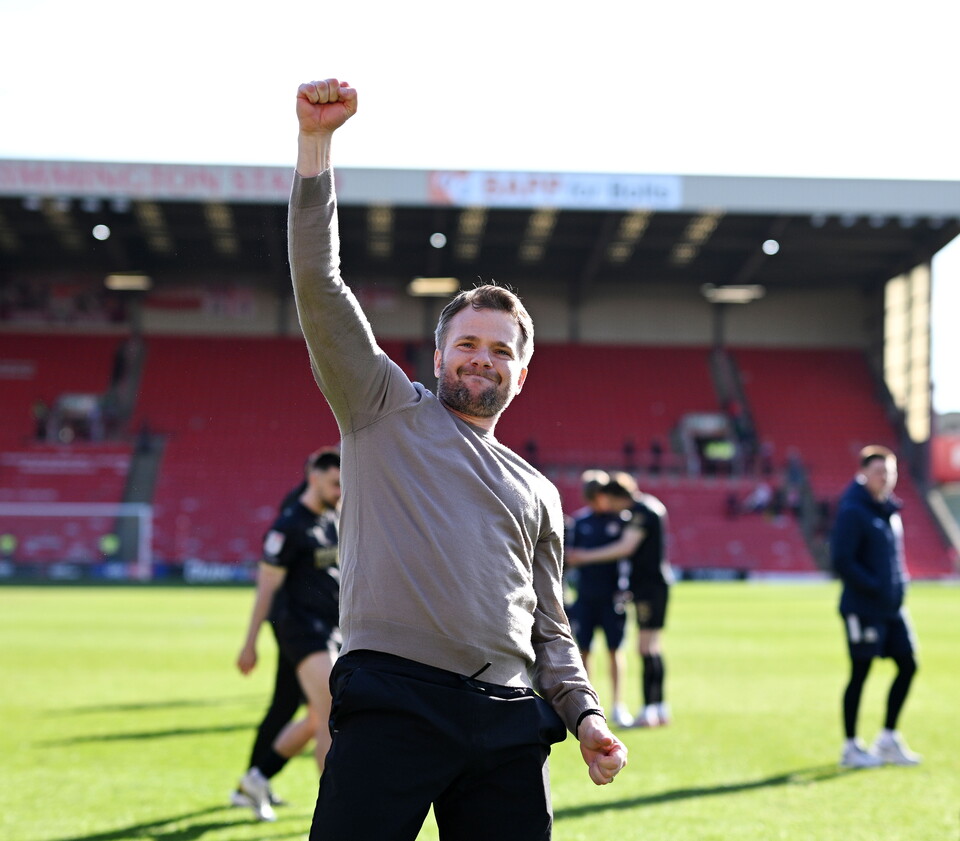 Match Gallery | Barnsley (A)