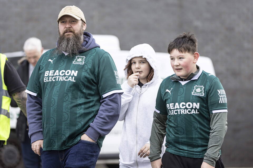 Fan Gallery | Exeter City (H)