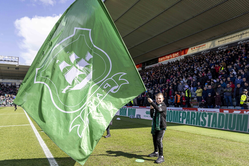 Fan Gallery | Exeter City (H)