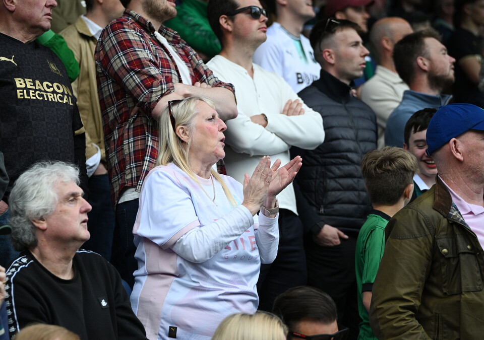 Fan Gallery | AFC Wimbledon (A)