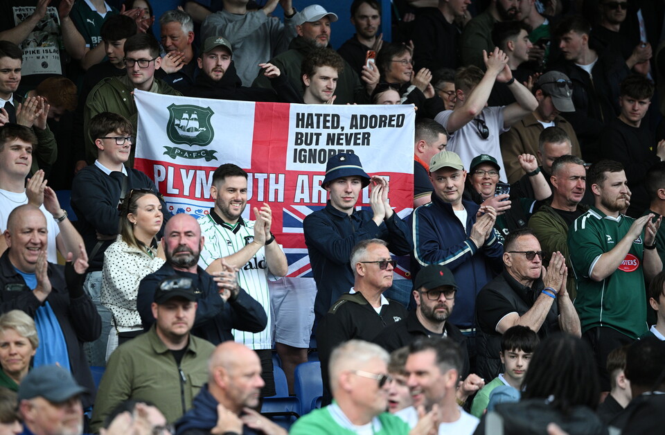 Fan Gallery | AFC Wimbledon (A)