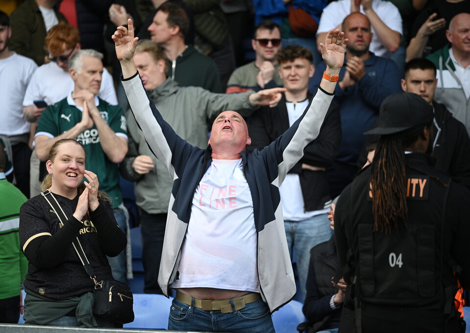 Fan Gallery | AFC Wimbledon (A)