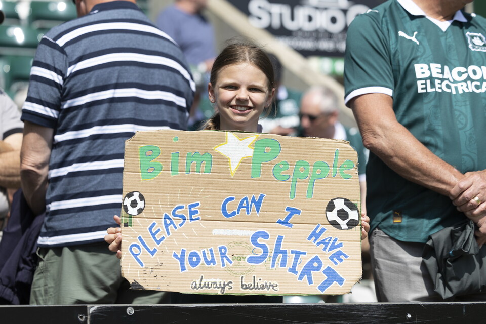 Fan Gallery | Port Vale (H)