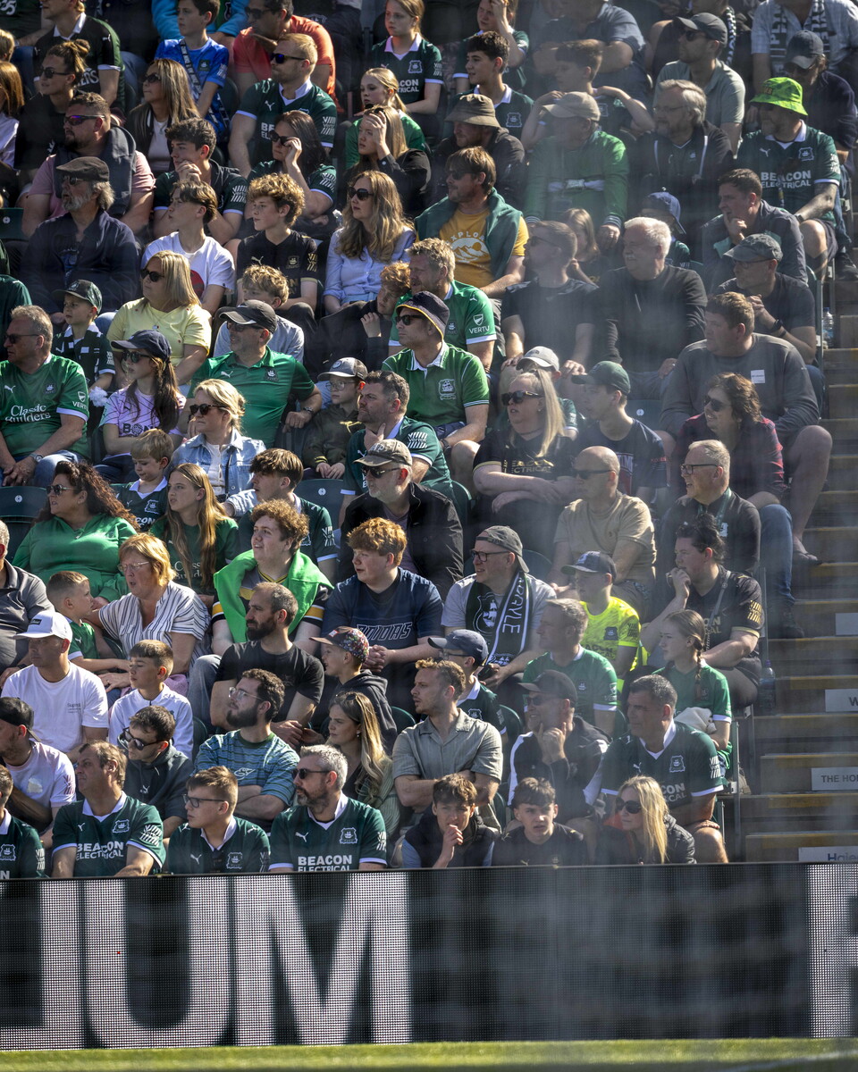 Fan Gallery | Port Vale (H)