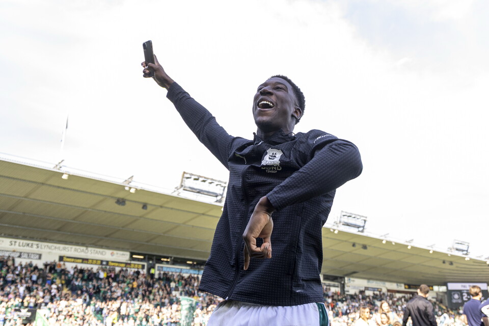 Match Gallery | Port Vale (H)