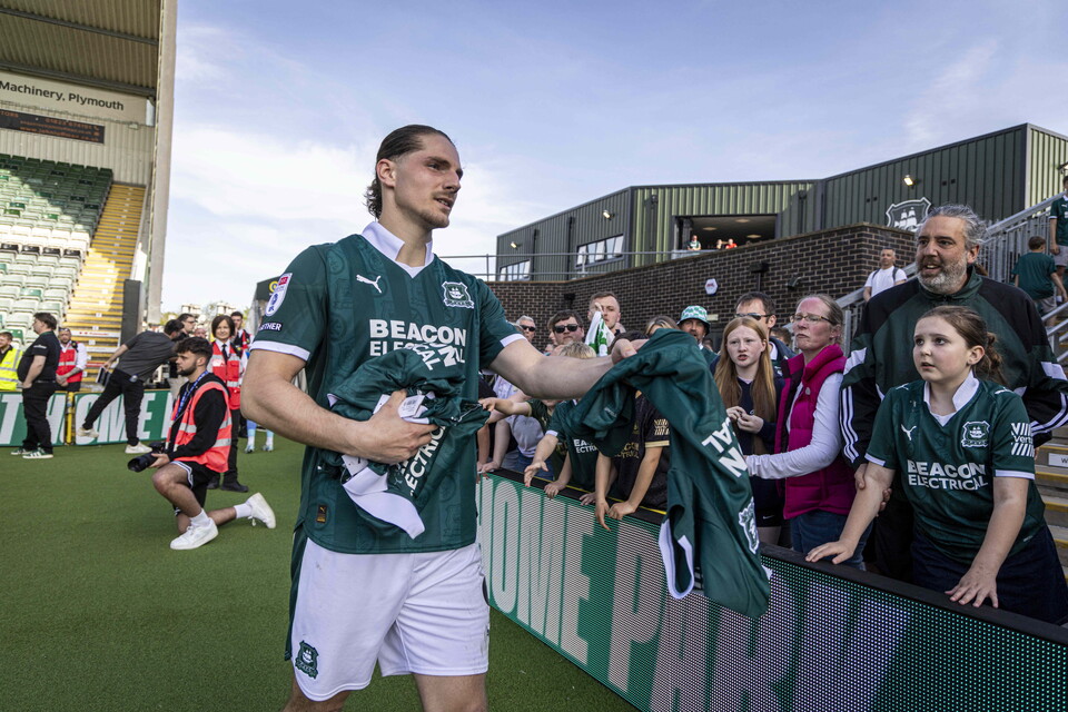 Match Gallery | Port Vale (H)