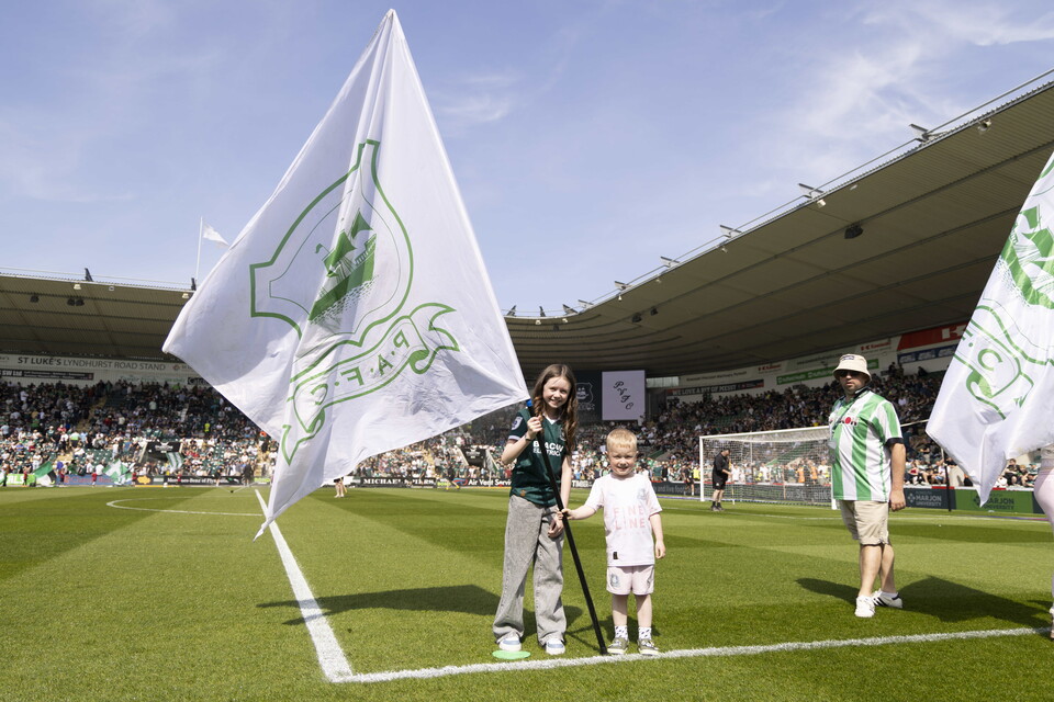 Fan Gallery | Port Vale (H)