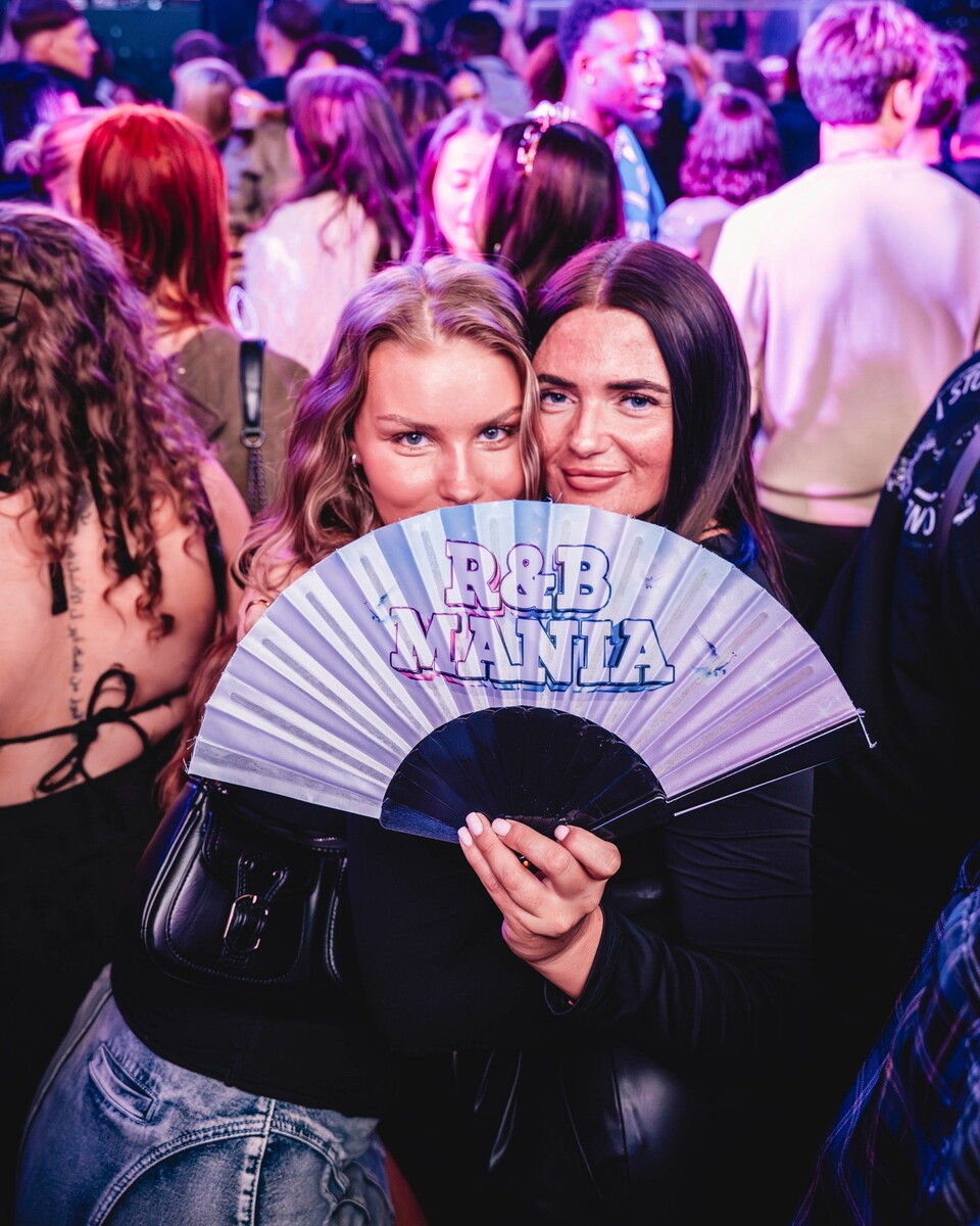 RnB Mania Crowd
