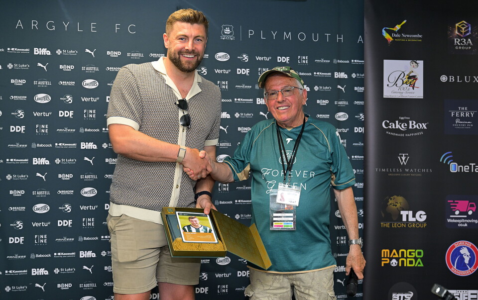 Gallery | Forever Green v Team Harvey