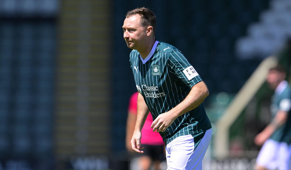 Gallery | Forever Green v Team Harvey