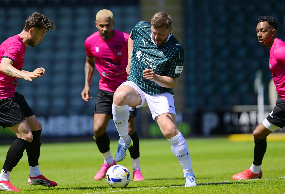 Gallery | Forever Green v Team Harvey