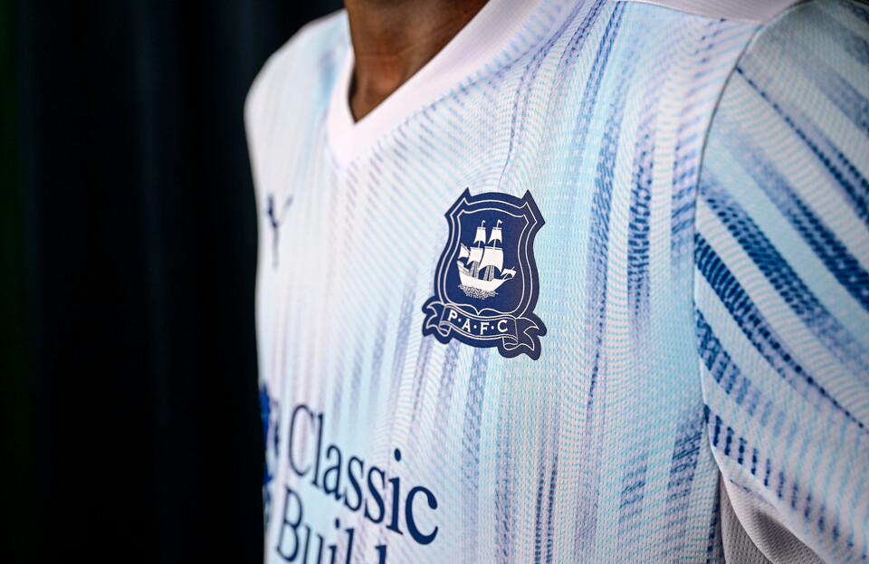 Away kit details