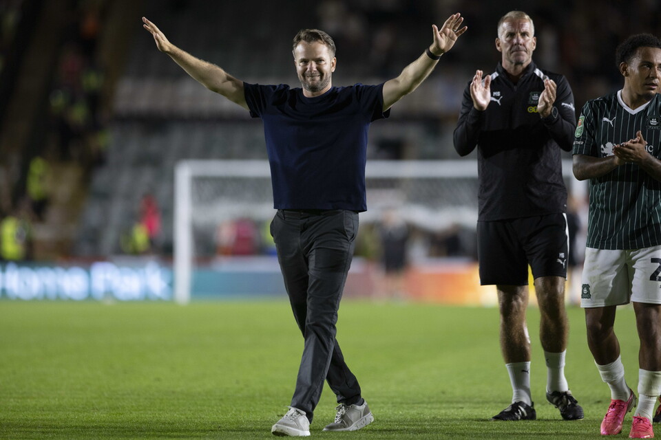 Match Gallery | Exeter City (H)