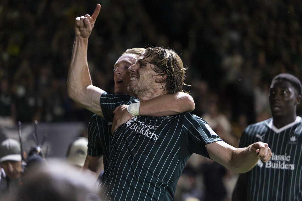 Match Gallery | Exeter City (H)