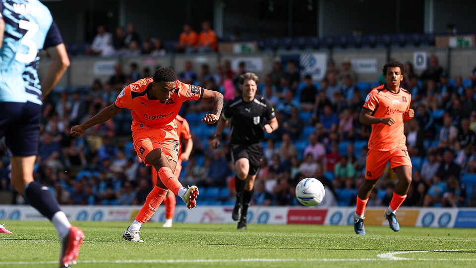 Match Gallery | Wycombe Wanderers (A)