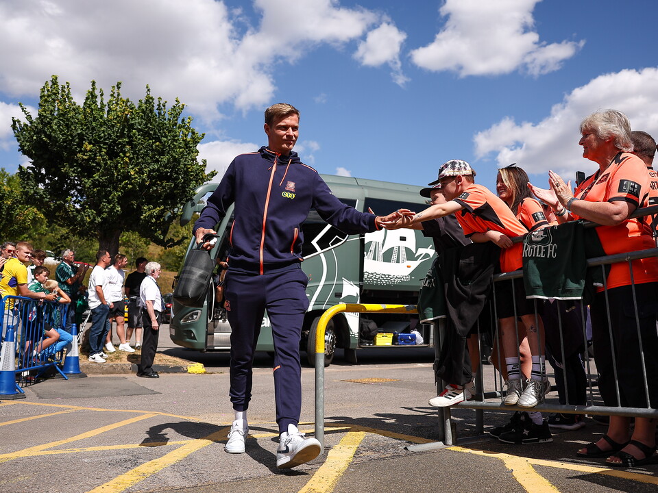 Match Gallery | Wycombe Wanderers (A)