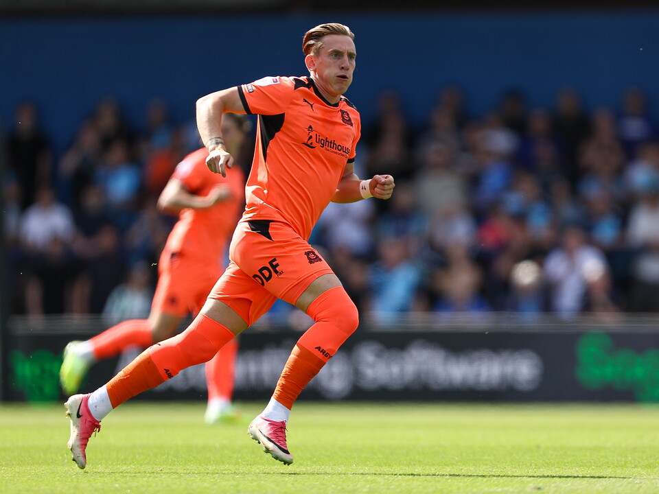 Match Gallery | Wycombe Wanderers (A)