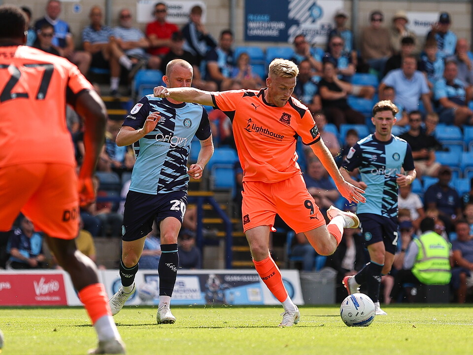 Match Gallery | Wycombe Wanderers (A)