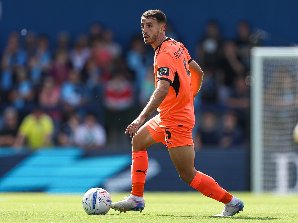 Match Gallery | Wycombe Wanderers (A)