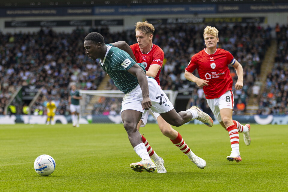 Match Gallery | Barnsley (H)