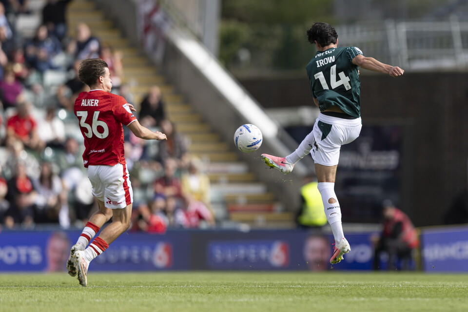 Match Gallery | Barnsley (H)