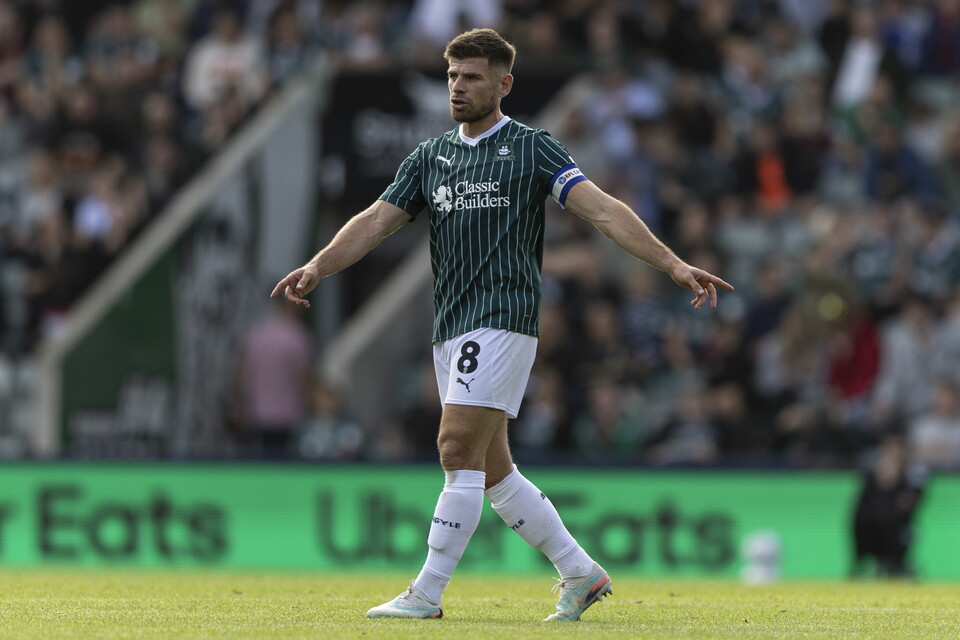 Match Gallery | Barnsley (H)