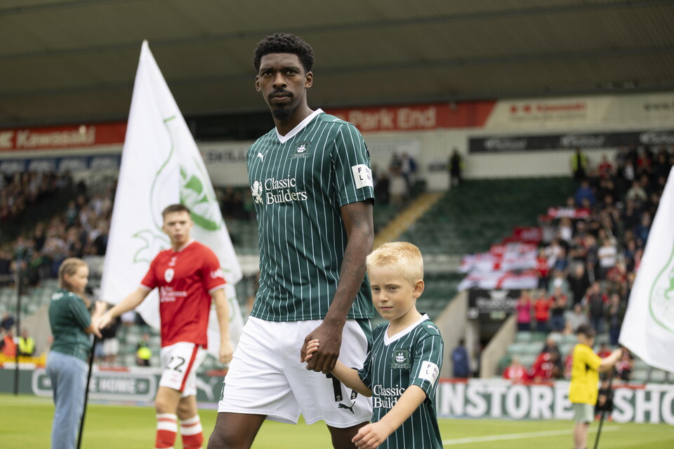 Match Gallery | Barnsley (H)