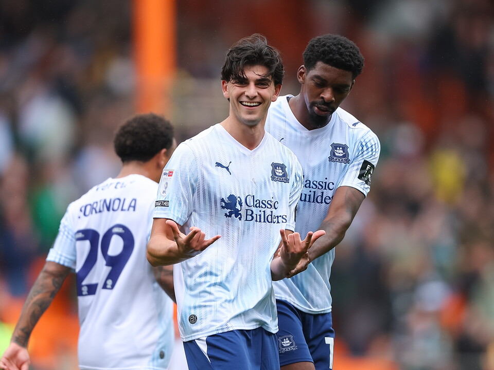 Match Gallery | Blackpool 2-4 Argyle