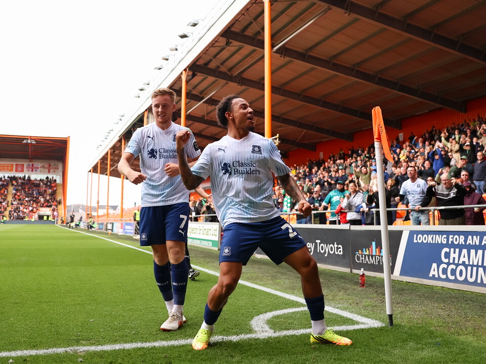 Match Gallery | Blackpool 2-4 Argyle
