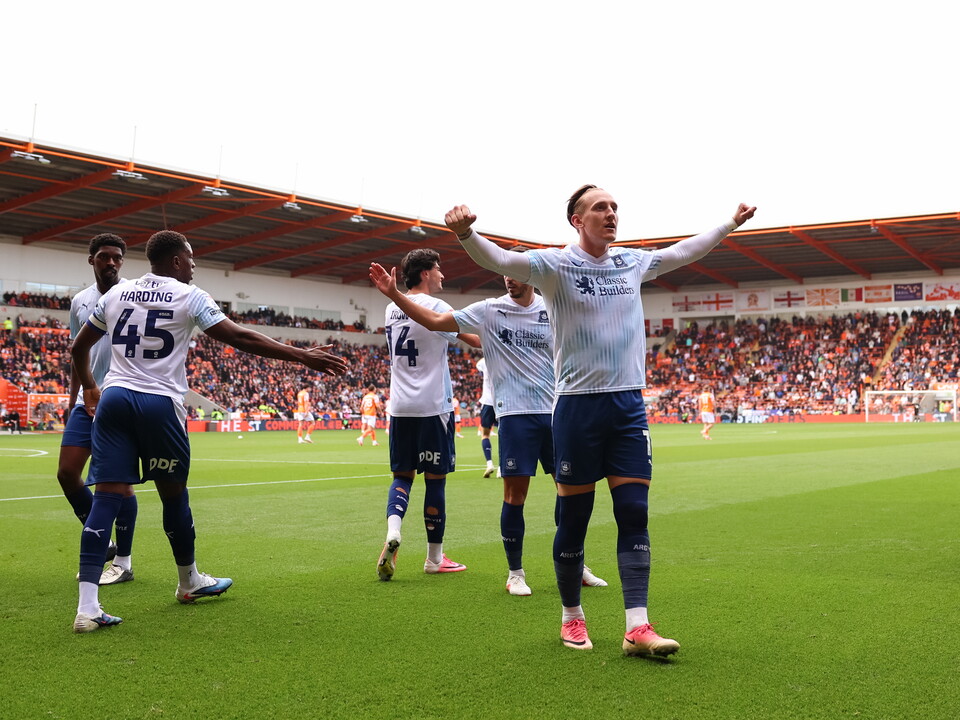 Match Gallery | Blackpool 2-4 Argyle